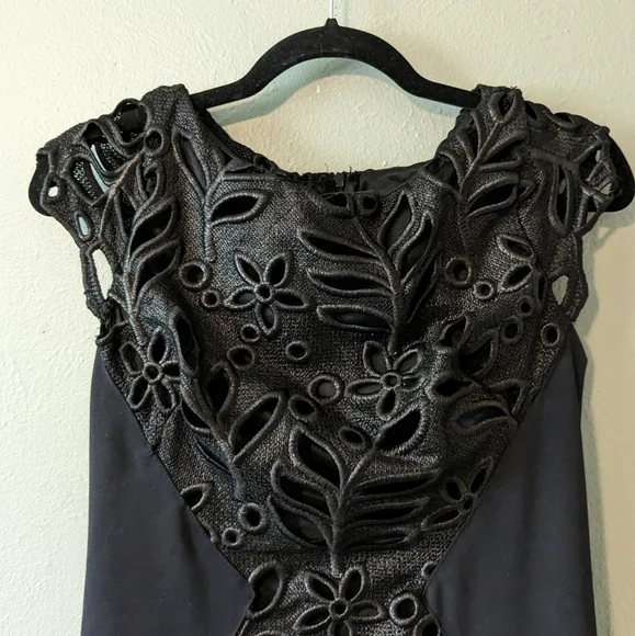 Eva Franco Black Jamila Cap Sleeve Cut Out Floral Lace Midi Dress Size 4 - Picture 4 of 10